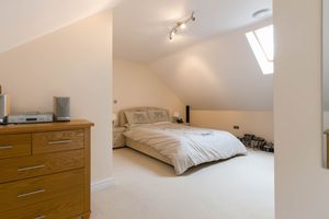 Bedroom- click for photo gallery
